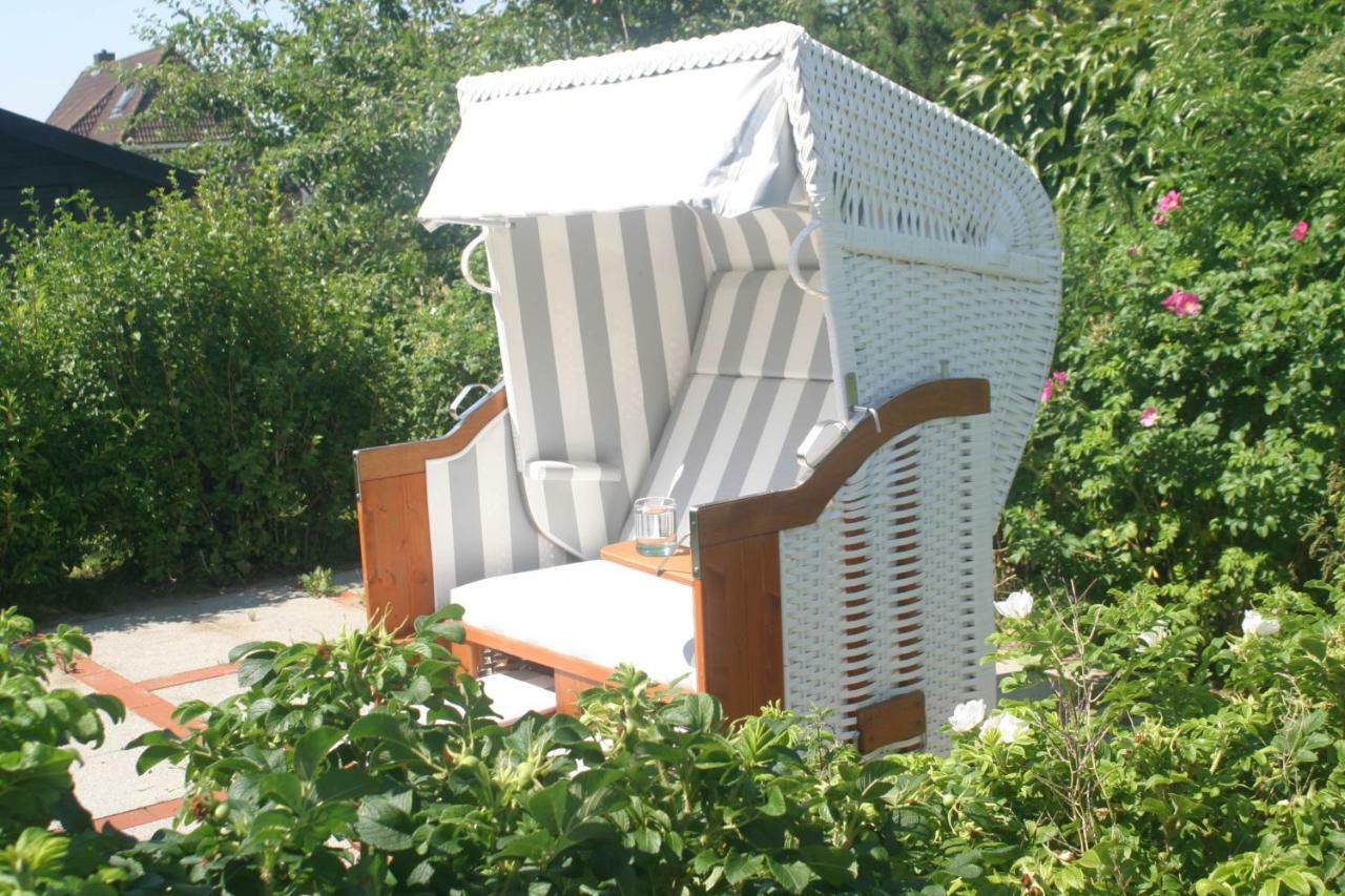 Ferienwohnungen Und Haushaelfte Friesland Midlum  Exterior foto