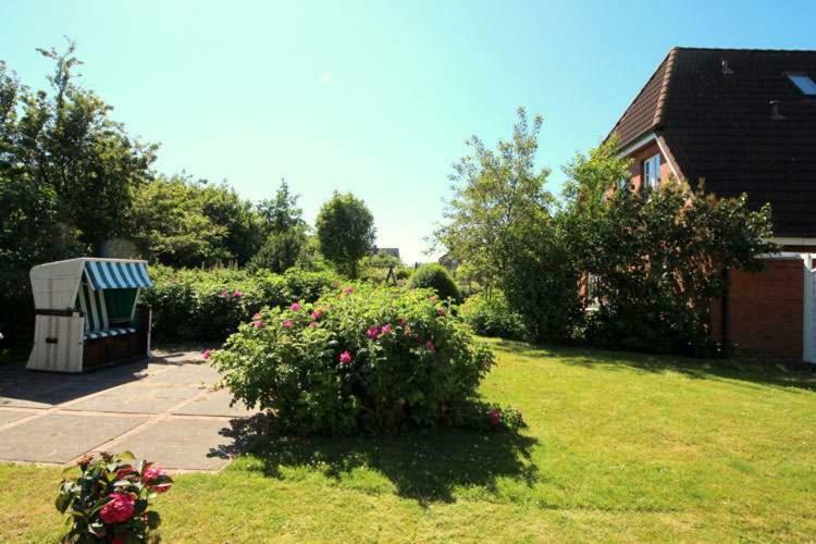 Ferienwohnungen Und Haushaelfte Friesland Midlum  Exterior foto